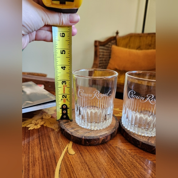 Crown Royal bar glasses - set of 2 - Picture 3 of 5